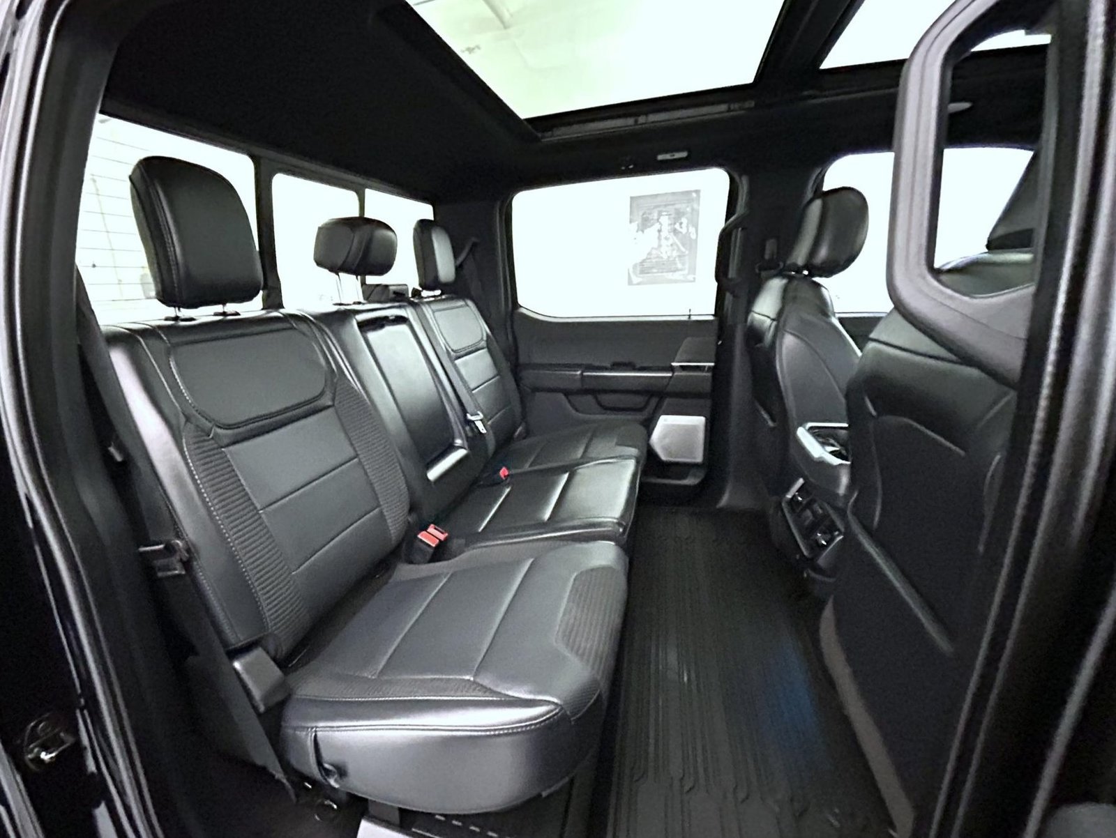 Used 2023 Ford F150 Raptor w/ Raptor Carbon Fiber Package AWD/4WD image 18