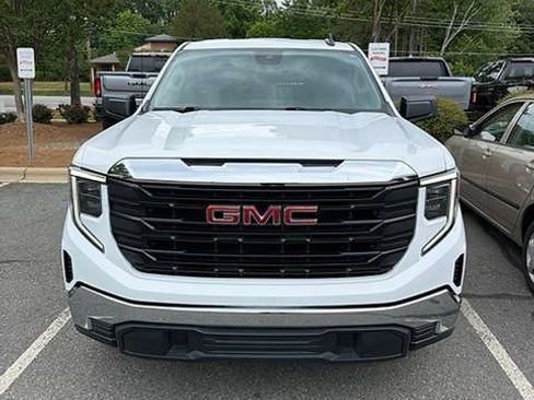 Used 2022 GMC Sierra 1500 Pro w/ Pro Value Package RWD image 1