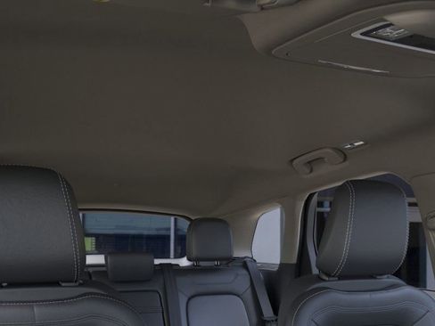 New 2026 Lincoln Corsair Premiere image 22