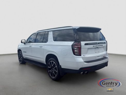 Used 2023 Chevrolet Suburban RST w/ Sport Performance Package AWD/4WD image 27