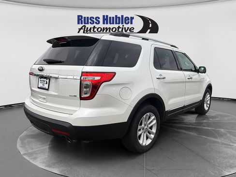 Used 2014 Ford Explorer XLT w/ Equipment Group 202A AWD/4WD image 7