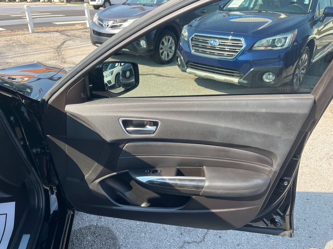 Used 2019 Acura TLX w/ Technology Package FWD image 16
