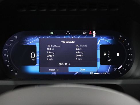 New 2026 Volvo XC90 B5 Core AWD/4WD image 36