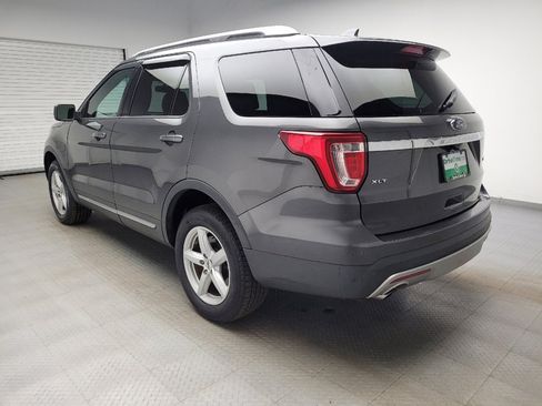 Used 2017 Ford Explorer XLT w/ Equipment Group 202A AWD/4WD image 5