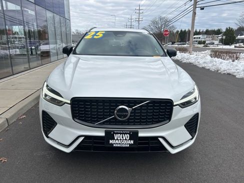 Certified 2025 Volvo XC60 B5 Plus image 7