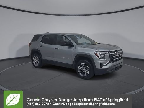 Used 2026 GMC Terrain Elevation AWD/4WD image 3