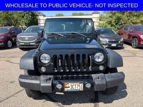 Used 2015 Jeep Wrangler Unlimited Sport AWD/4WD image 2