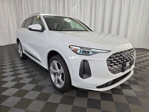 New 2025 Audi Q5 Premium Plus image 8