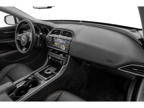 Used 2019 Jaguar XE Premium RWD image 67