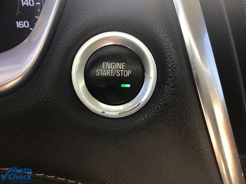 Used 2021 Chevrolet Traverse LT image 42