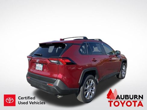 Certified 2022 Toyota RAV4 XLE Premium FWD image 8