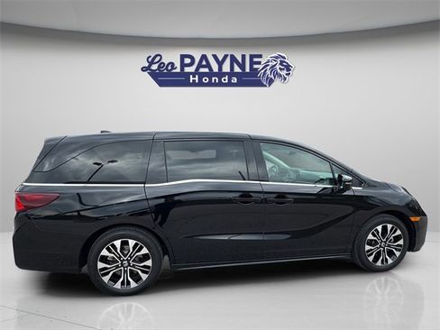 Certified 2026 Honda Odyssey Elite image 10