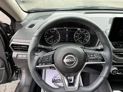 Certified 2023 Nissan Altima 2.5 SL FWD image 15