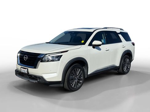 Used 2022 Nissan Pathfinder SL w/ SL Premium Package AWD/4WD image 1