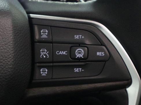 New 2026 Jeep Grand Cherokee Limited AWD/4WD image 29