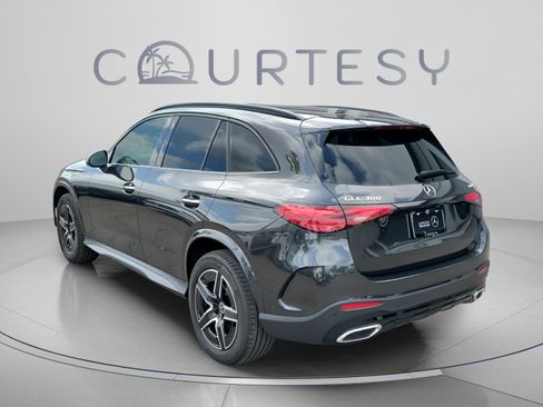 Certified 2026 Mercedes-Benz GLC 300 4MATIC image 2