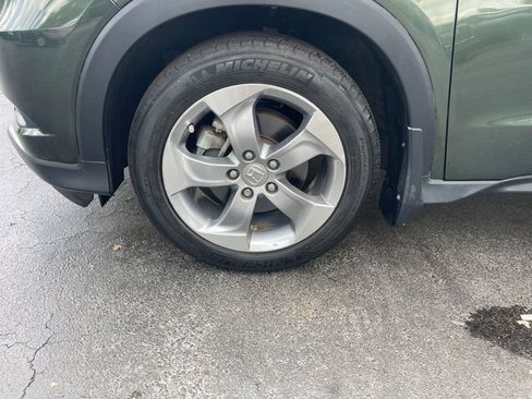 Used 2018 Honda HR-V LX image 10