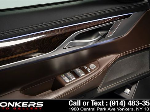 Used 2020 BMW 740i w/ M Sport Package RWD image 39