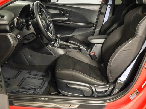 Used 2020 Hyundai Veloster N image 21