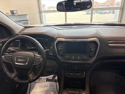 Used 2022 GMC Acadia AT4 w/ GMC Pro Grade Package AWD/4WD image 26
