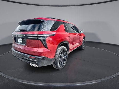 New 2026 Chevrolet Traverse RS w/ LPO, Floor Liner Package AWD/4WD image 14