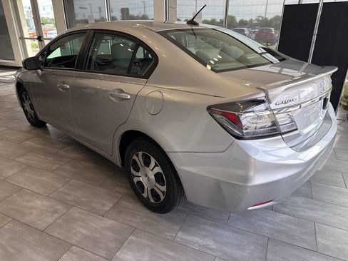 Used 2015 Honda Civic Hybrid Sedan image 5
