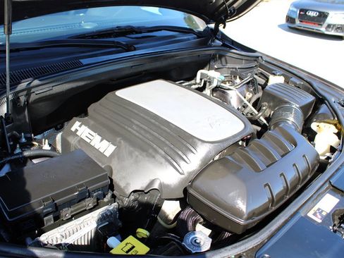 Used 2014 Jeep Grand Cherokee Limited w/ Luxury Group II image 40