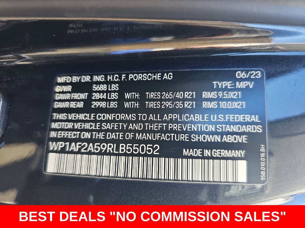 Used 2024 Porsche Macan GTS AWD/4WD image 41