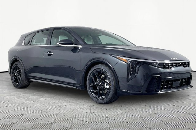 New 2026 Kia K4 GT-Line Turbo FWD image 3