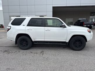Used 2024 Toyota 4Runner SR5 RWD video 3