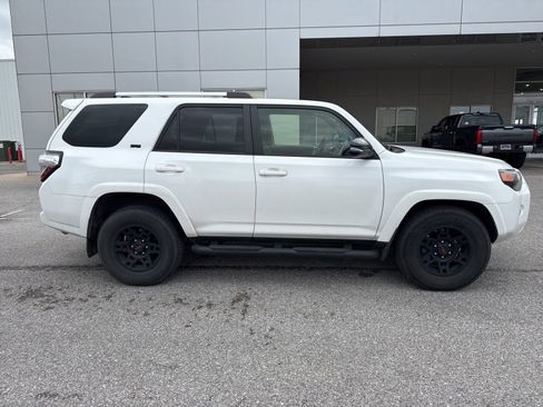 Used 2024 Toyota 4Runner SR5 RWD image 3