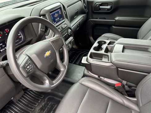 Used 2022 Chevrolet Silverado 1500 W/T w/ WT Value Package image 9