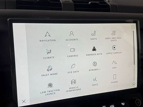 New 2026 Land Rover Defender 110 OCTA image 34