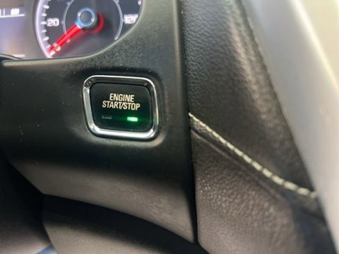 Used 2019 GMC Acadia SLE w/ LPO, Floor Liner Package image 29