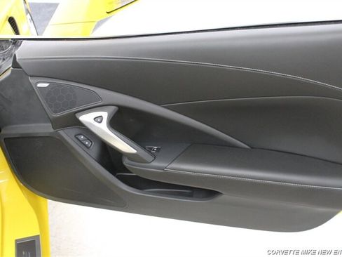 Used 2016 Chevrolet Corvette Stingray Convertible w/ 2LT Preferred Equipment Group RWD image 33