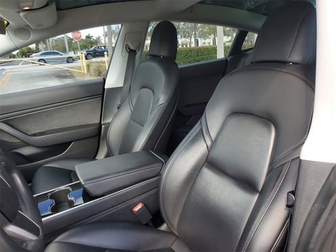 Used 2019 Tesla Model 3 Long Range image 20