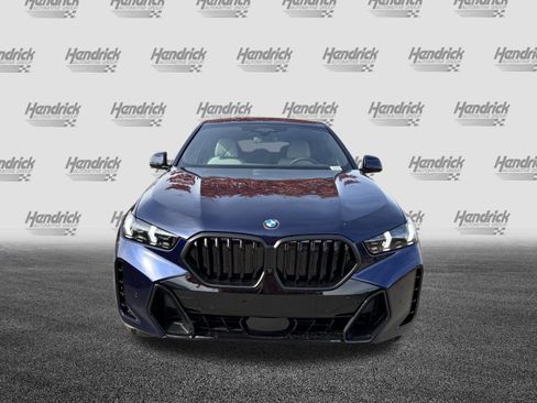 New 2026 BMW X6 xDrive40i image 3