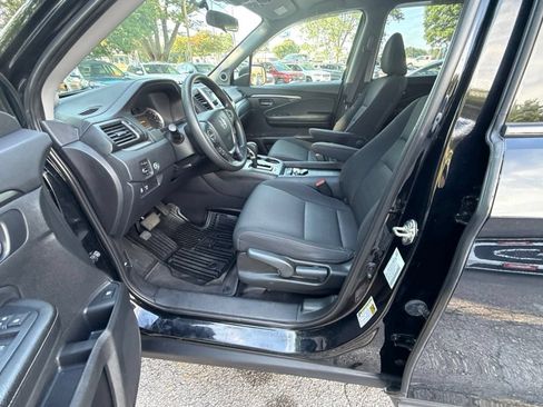 Used 2019 Honda Ridgeline Sport image 15