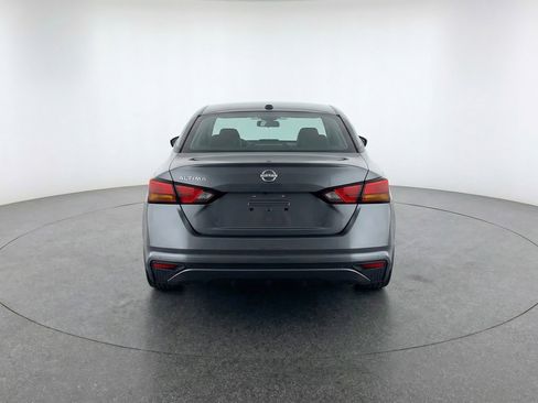 Used 2025 Nissan Altima 2.5 SV image 7