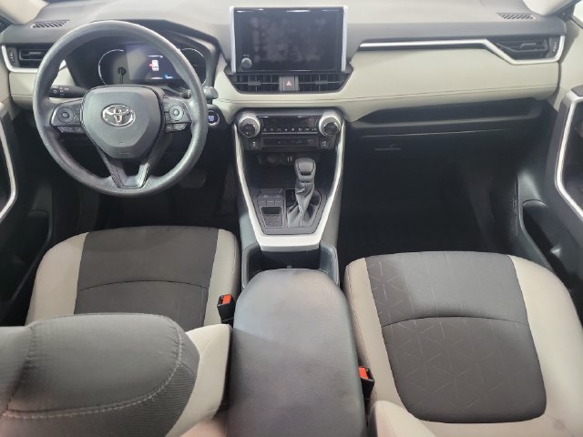 Used 2024 Toyota RAV4 XLE w/ Convenience Package FWD image 17