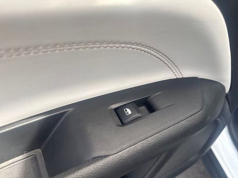 Certified 2022 Jeep Compass Limited image 28