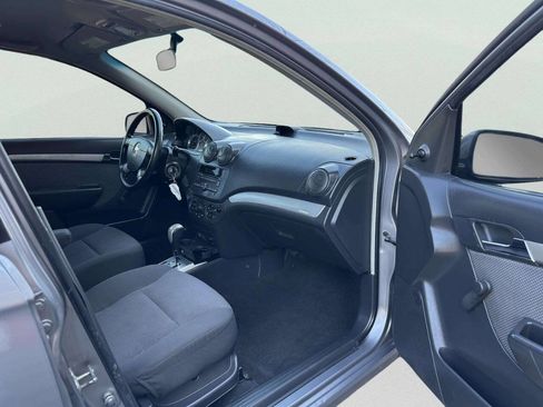 Used 2011 Chevrolet Aveo LT FWD image 19