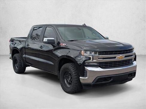 Used 2021 Chevrolet Silverado 1500 LT w/ Z71 Off-Road Package image 3
