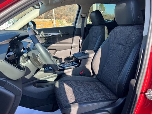 Used 2023 Buick Envision Preferred image 29