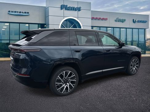 New 2025 Jeep Wagoneer S Limited image 3