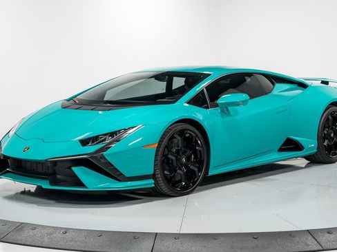 Used 2023 Lamborghini Huracan Tecnica image 7