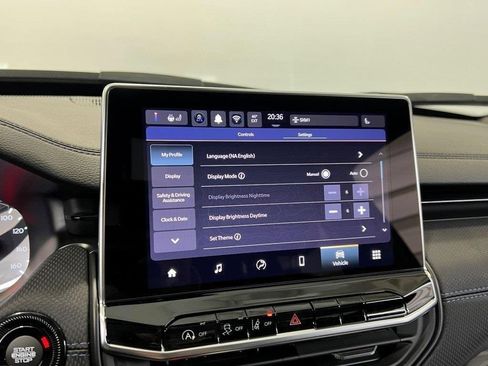 New 2026 Jeep Compass Latitude image 40