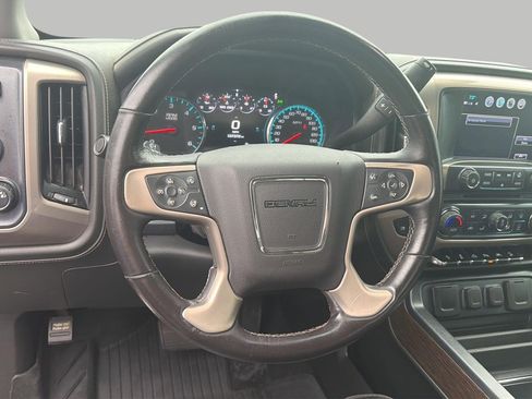 Used 2018 GMC Sierra 1500 Denali AWD/4WD image 4