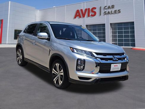 Used 2025 Mitsubishi Outlander Sport SE AWD/4WD image 9