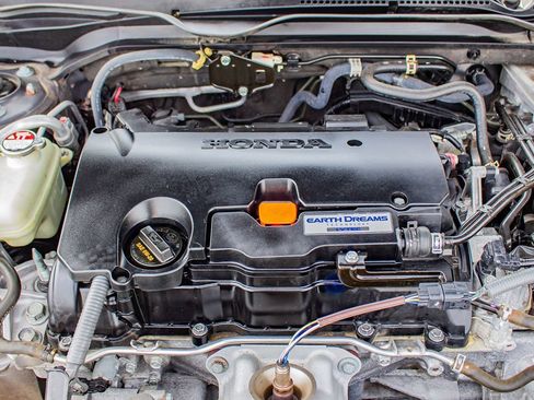 Used 2019 Honda Civic Sport image 30